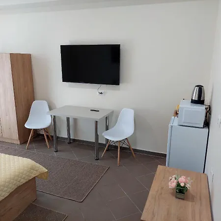 Aparthotel Fermelor *